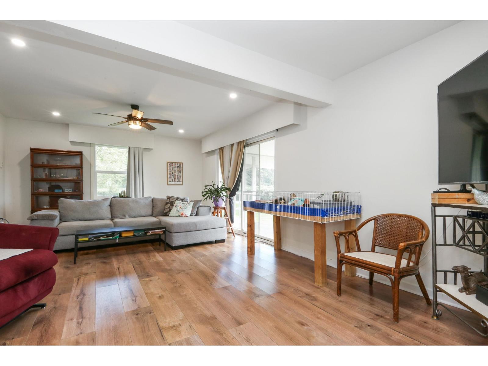 36113 Page Road, Abbotsford, British Columbia  V3G 1P3 - Photo 6 - R3069889