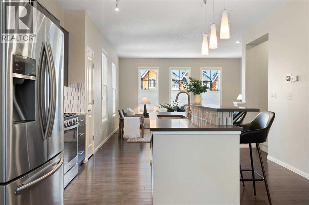 420 Ascot Circle Sw, Calgary, Alberta  T3H 0X3 - Photo 4 - A2271300