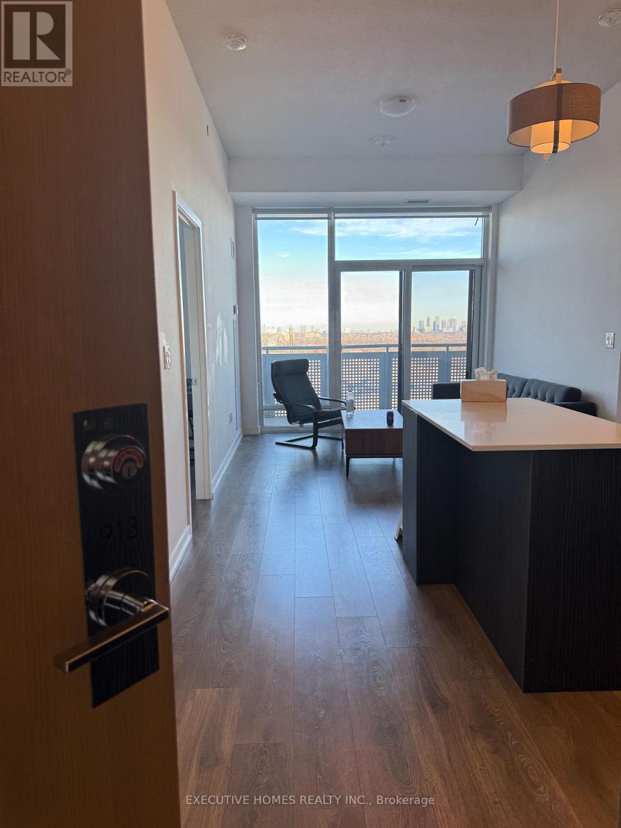 913 - 2520 EGLINTON AVENUE W, Mississauga, Ontario