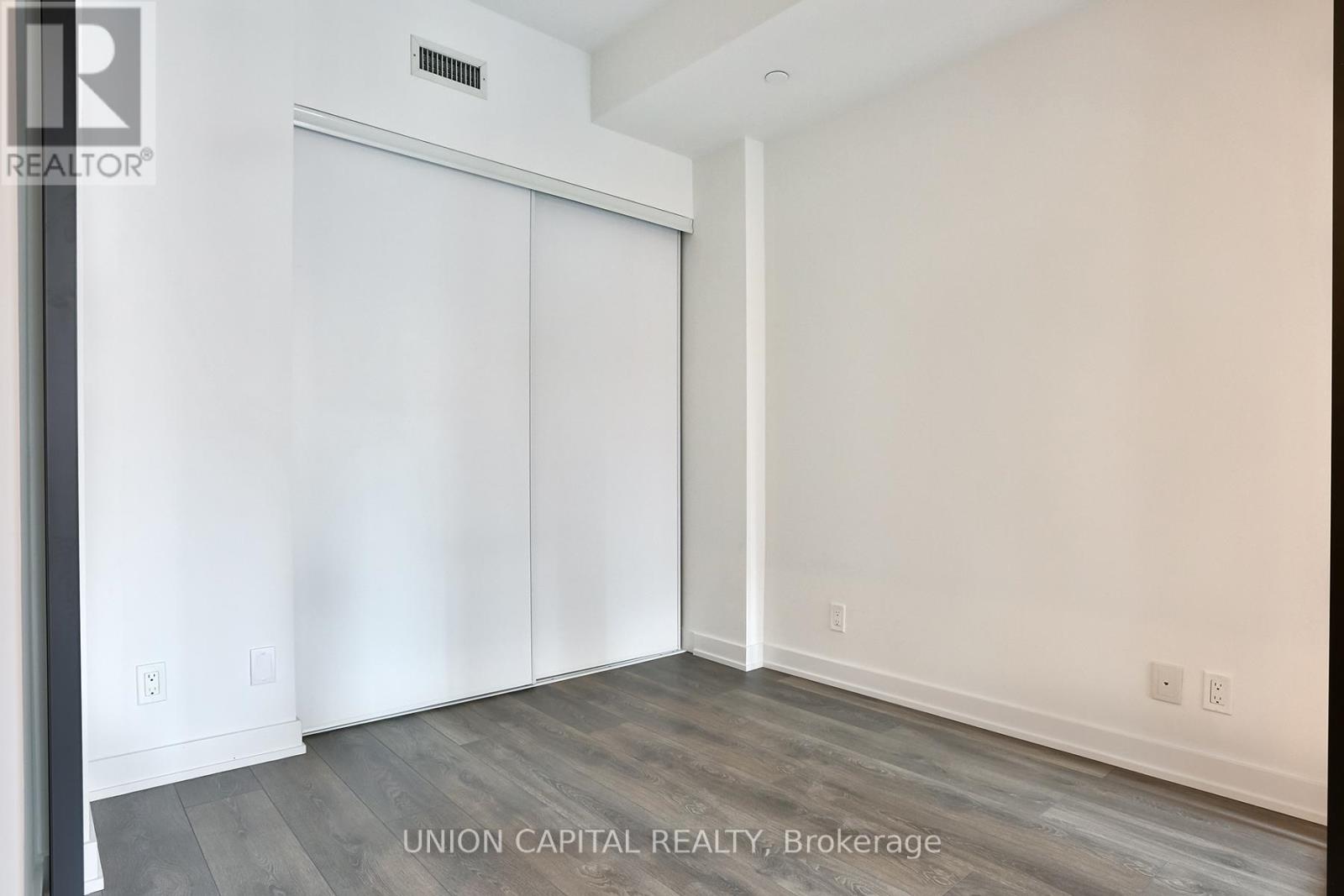 1111 - 108 Peter Street, Toronto, Ontario  M5V 0W2 - Photo 14 - C12576894