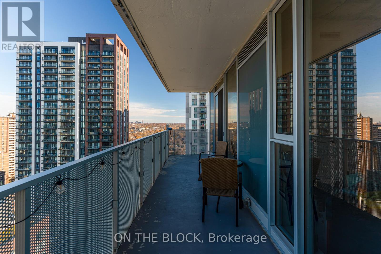 2204 - 20 Tubman Avenue, Toronto, Ontario  M5A 0M8 - Photo 12 - C12576916