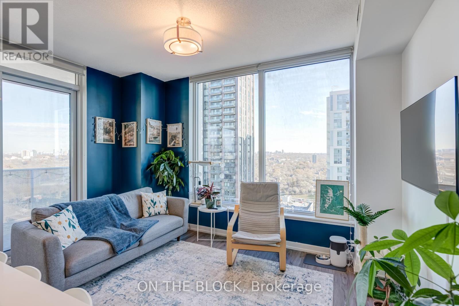 2204 - 20 Tubman Avenue, Toronto, Ontario  M5A 0M8 - Photo 3 - C12576916