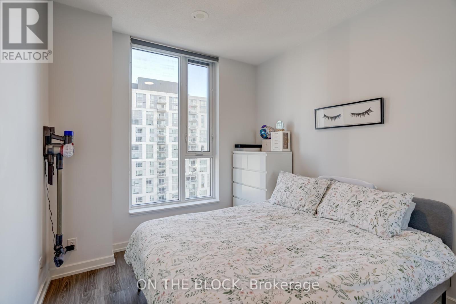 2204 - 20 Tubman Avenue, Toronto, Ontario  M5A 0M8 - Photo 4 - C12576916