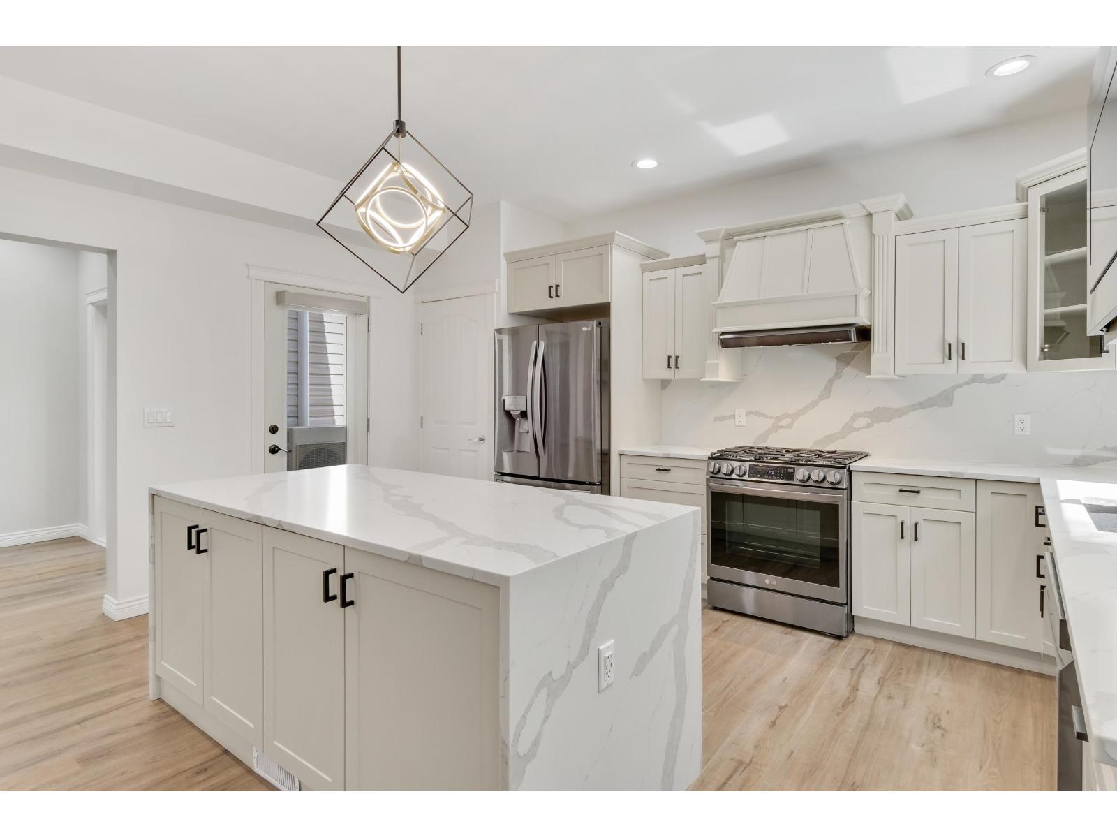 36198 Cascade Ridge Drive, Mission, British Columbia  V2V 7G9 - Photo 9 - R3069888