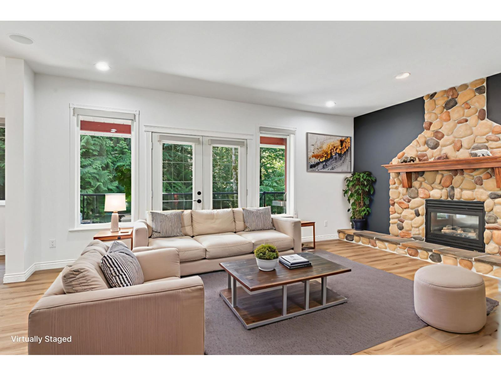 36198 Cascade Ridge Drive, Mission, British Columbia  V2V 7G9 - Photo 2 - R3069888