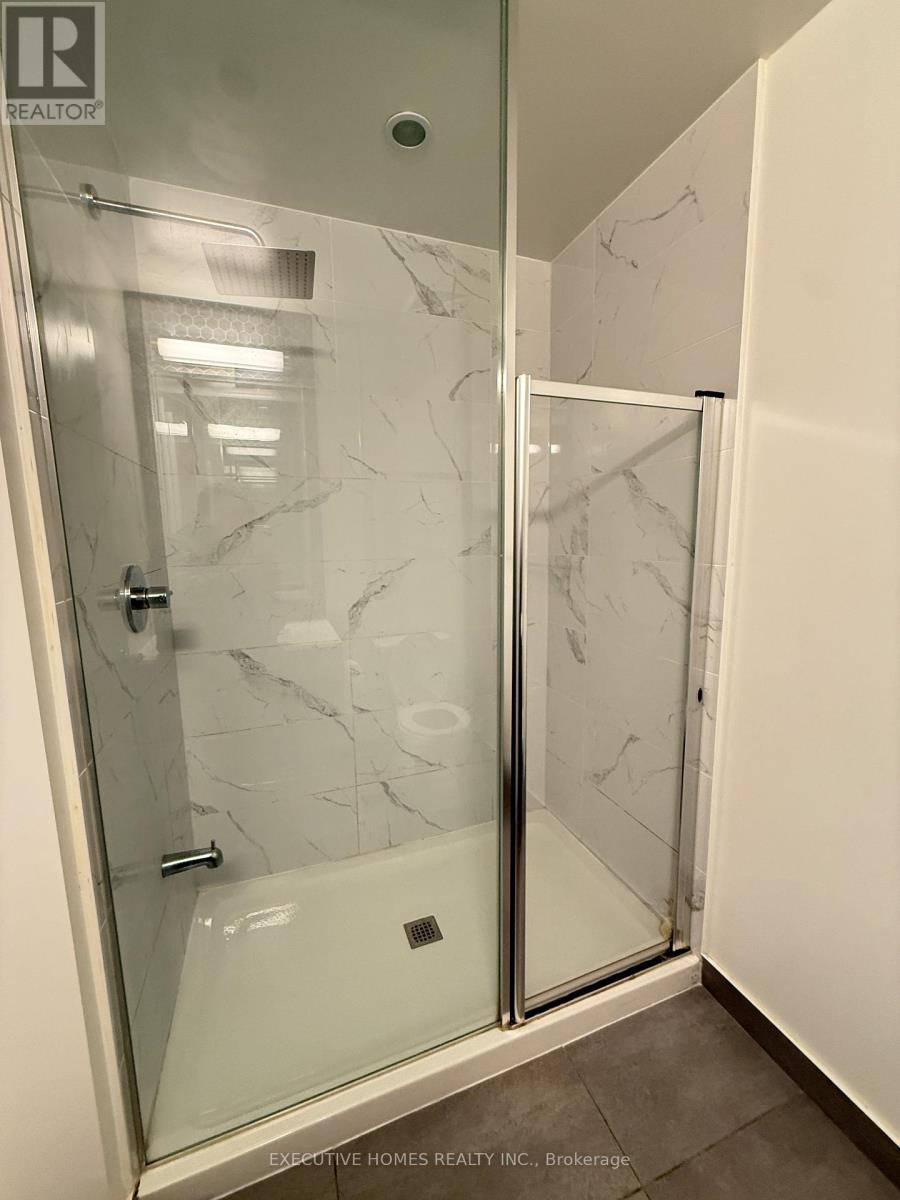 913 - 2520 Eglinton Avenue W, Mississauga, Ontario  L5M 0Y4 - Photo 11 - W12576024