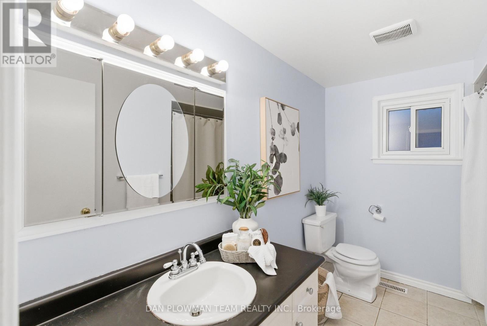 366 Rosedale Drive, Whitby, Ontario  L1N 1Z4 - Photo 25 - E12576880