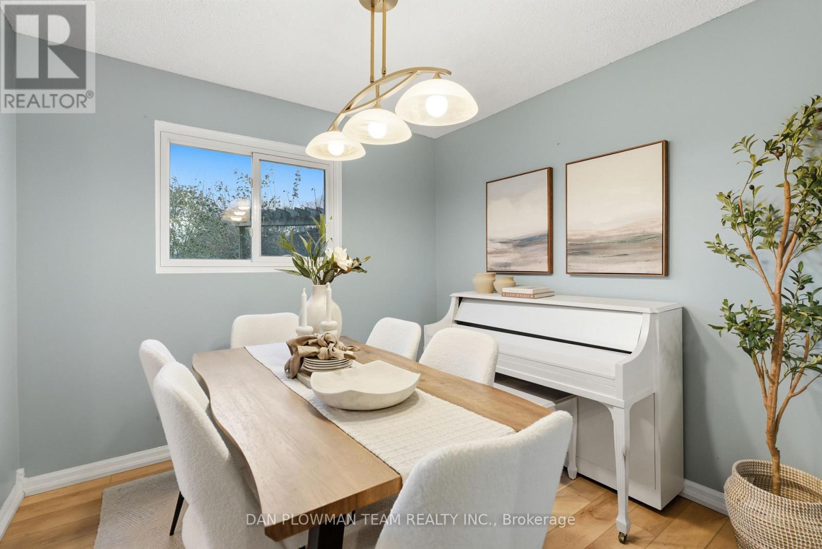 366 Rosedale Drive, Whitby, Ontario  L1N 1Z4 - Photo 9 - E12576880