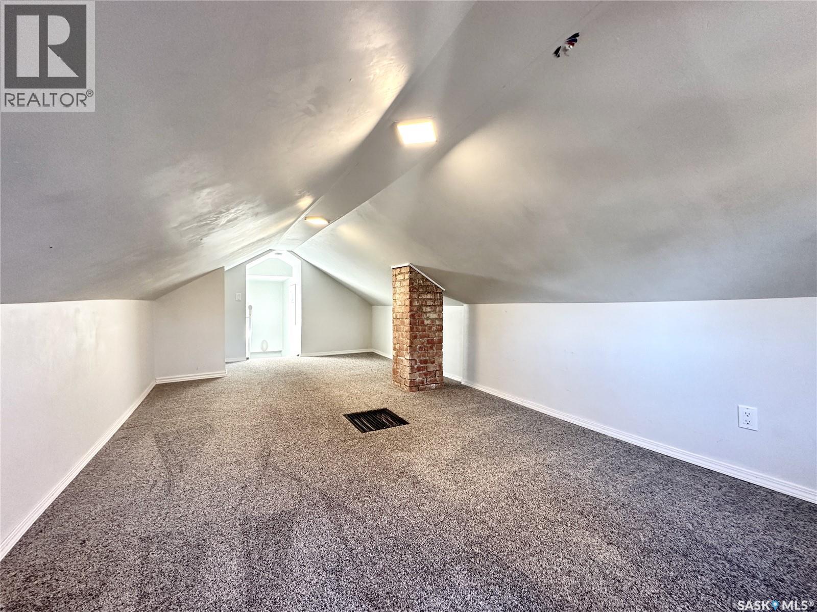 836 K Avenue N, Saskatoon, Saskatchewan  S7L 2N1 - Photo 13 - SK024707