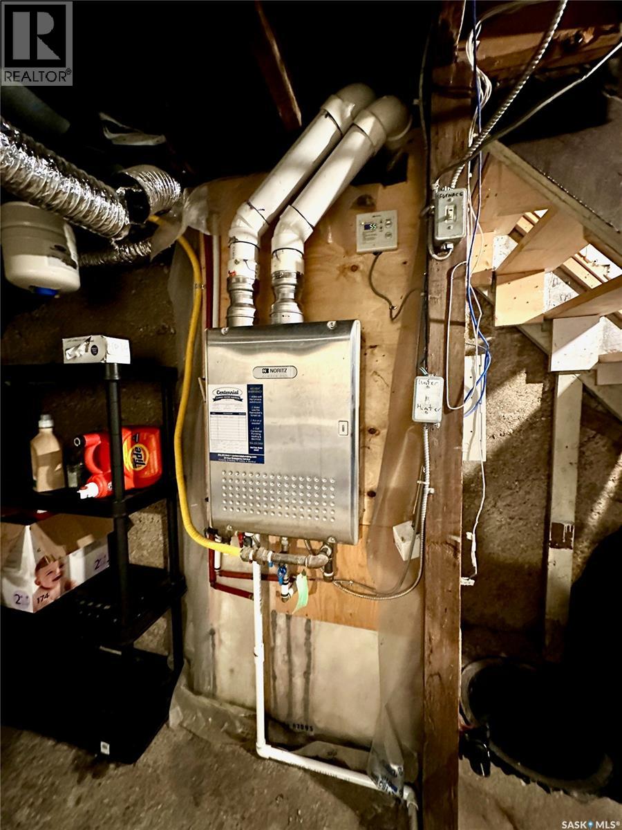 537 F Avenue S, Saskatoon, Saskatchewan  S7M 1T6 - Photo 22 - SK024706