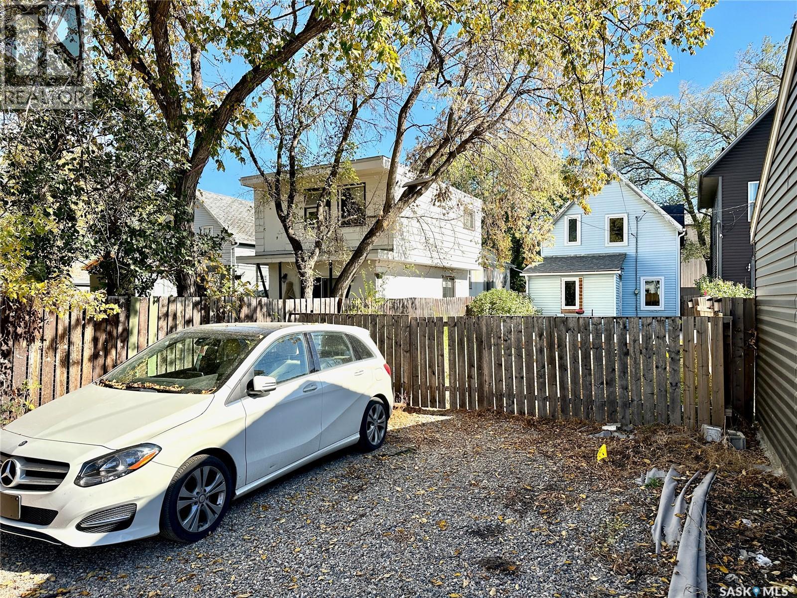 537 F Avenue S, Saskatoon, Saskatchewan  S7M 1T6 - Photo 26 - SK024706