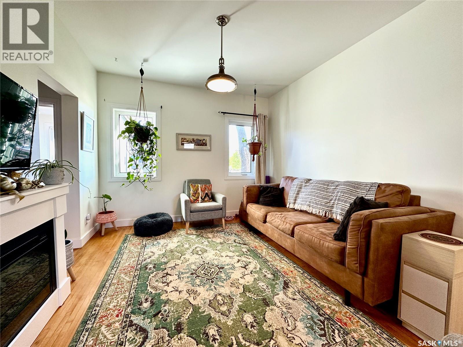 537 F Avenue S, Saskatoon, Saskatchewan  S7M 1T6 - Photo 7 - SK024706