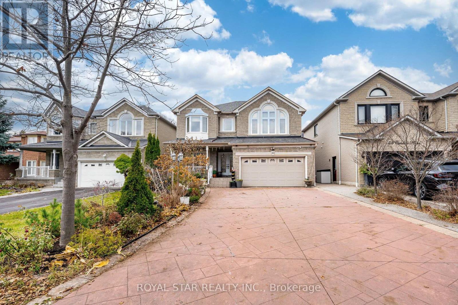 40 OAKDALE ROAD, Vaughan, Ontario