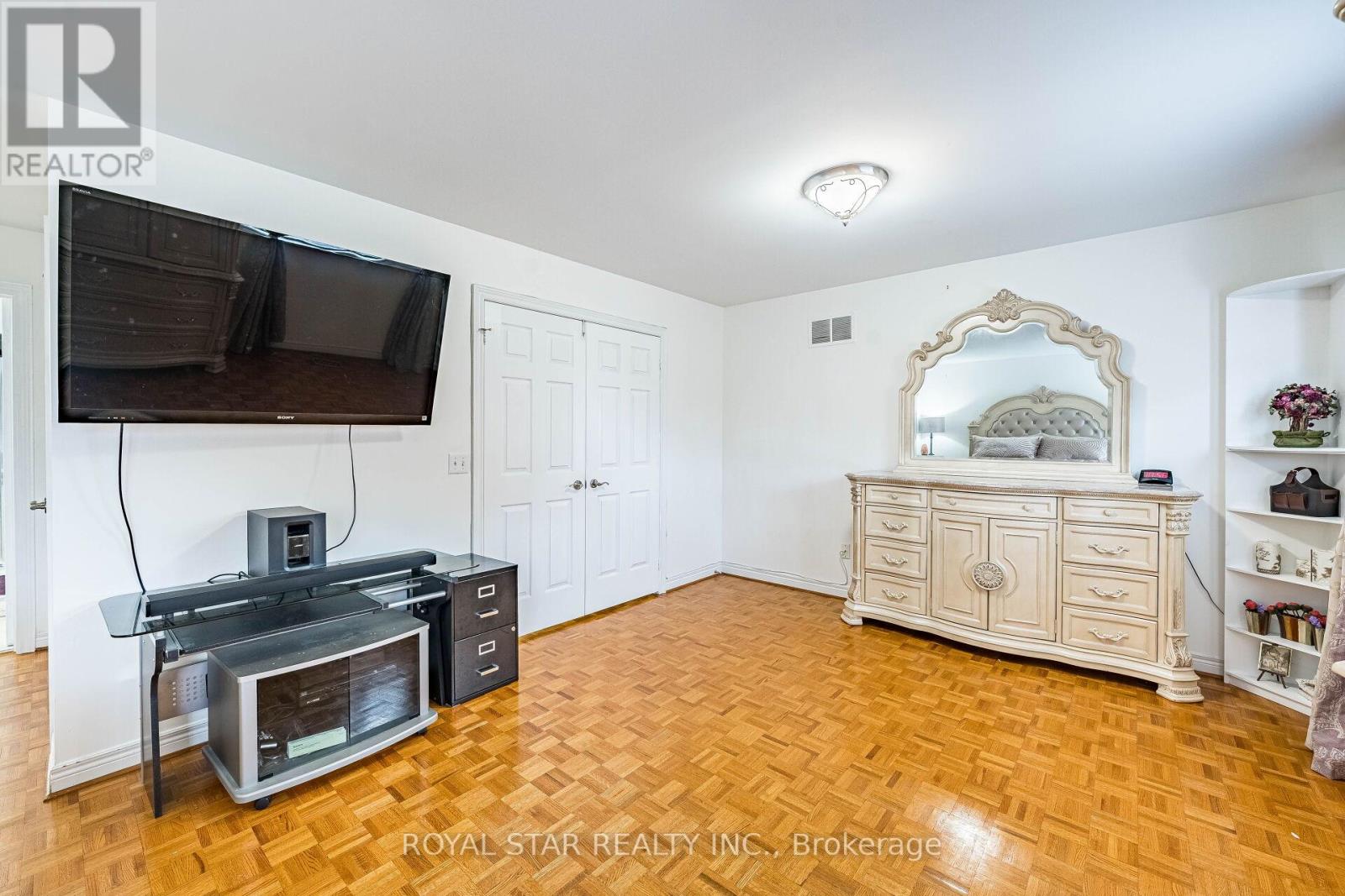 40 Oakdale Road, Vaughan, Ontario  L6A 1J1 - Photo 33 - N12576924