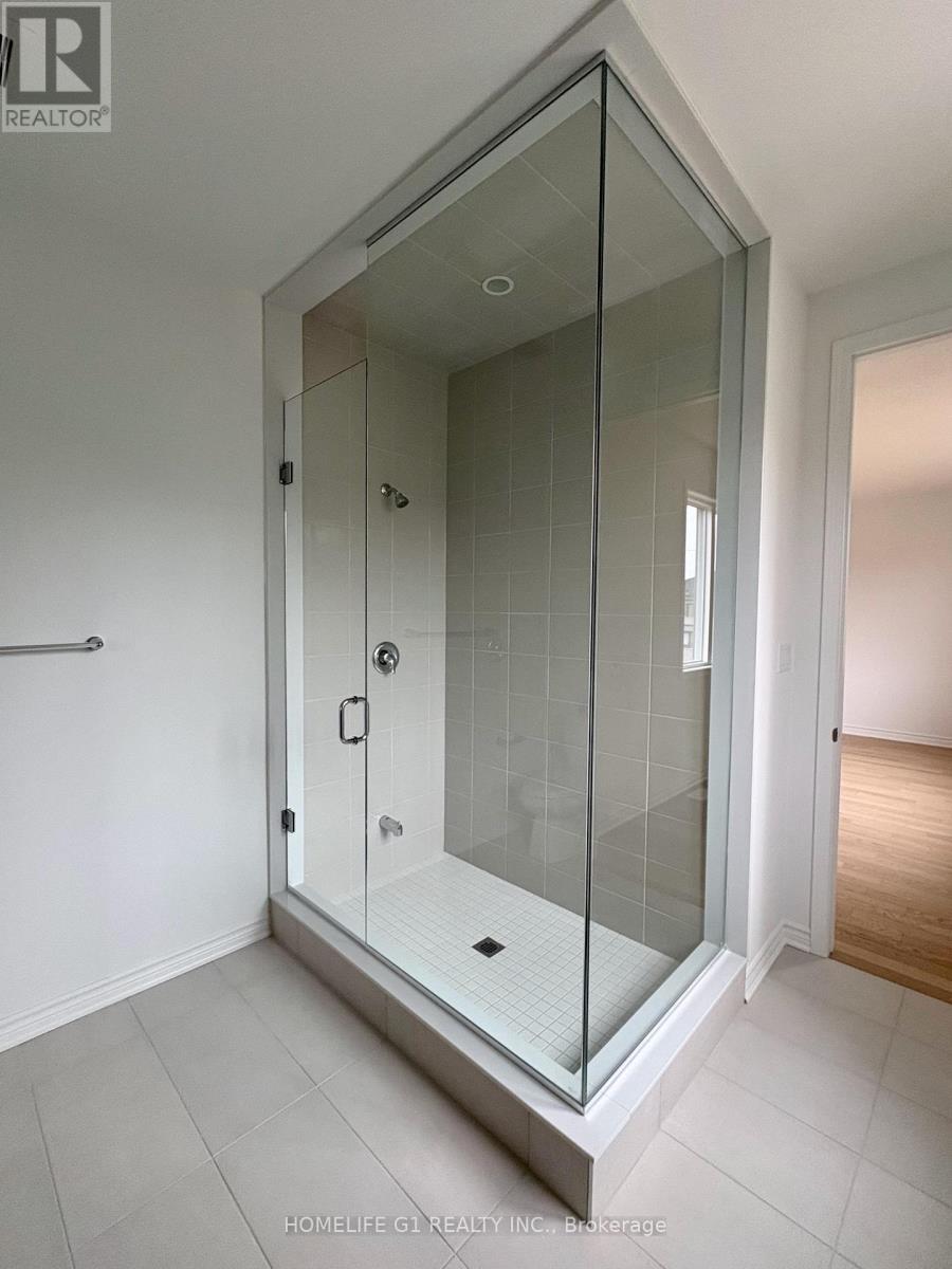 32 Foxley Heights, Barrie, Ontario L9J 0G5 - Photo 19 - S12576930