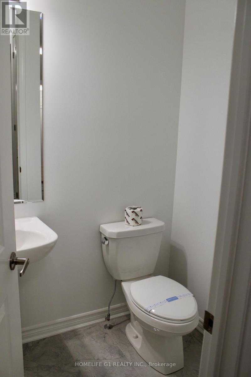 32 Foxley Heights, Barrie, Ontario L9J 0G5 - Photo 21 - S12576930