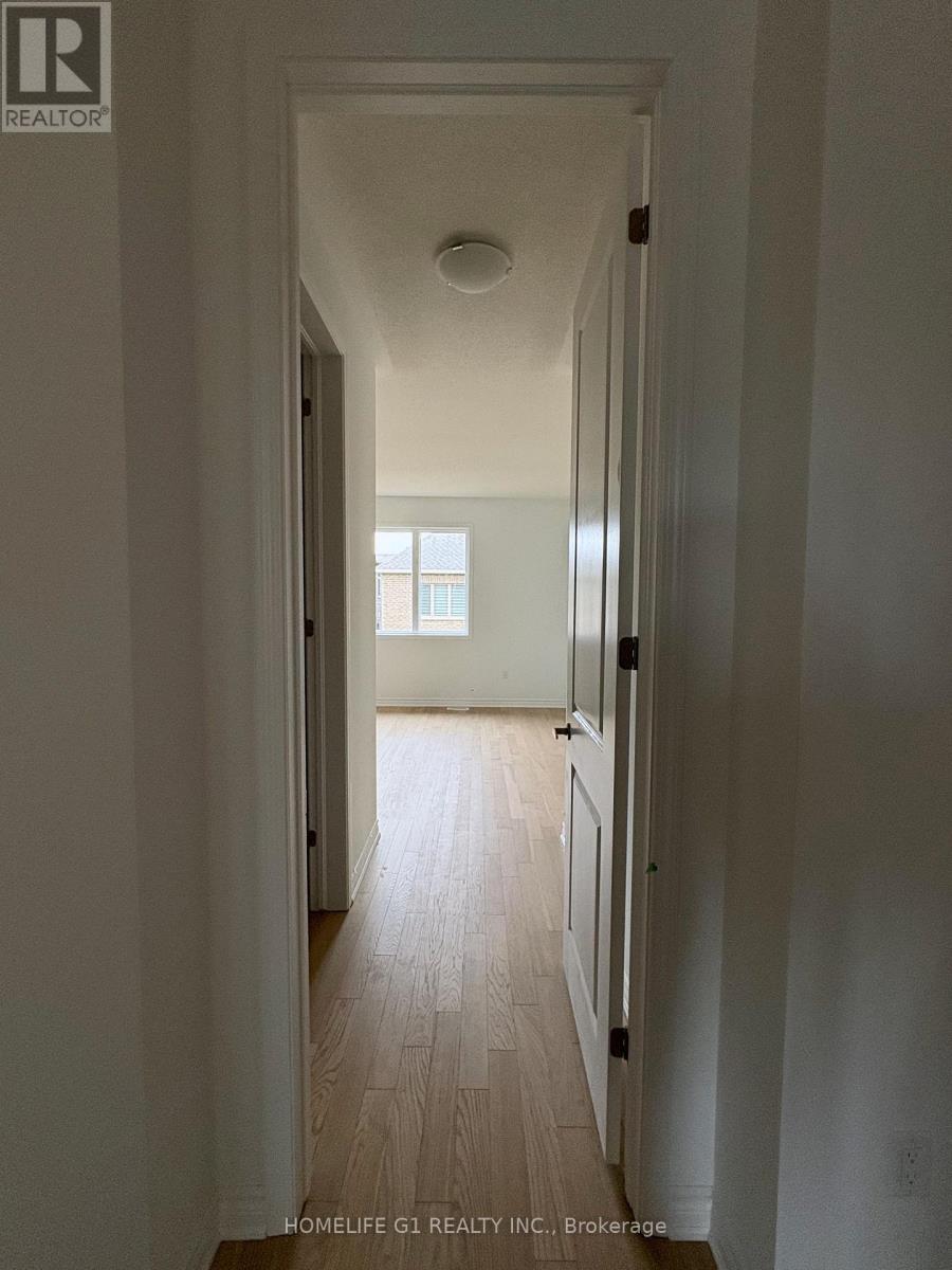 32 Foxley Heights, Barrie, Ontario L9J 0G5 - Photo 24 - S12576930