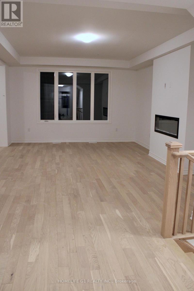 32 Foxley Heights, Barrie, Ontario L9J 0G5 - Photo 9 - S12576930