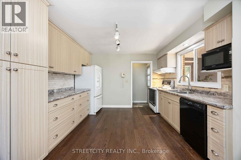 4767 St. Clair Parkway, St Clair, Ontario  N0P 2B0 - Photo 14 - 25030536