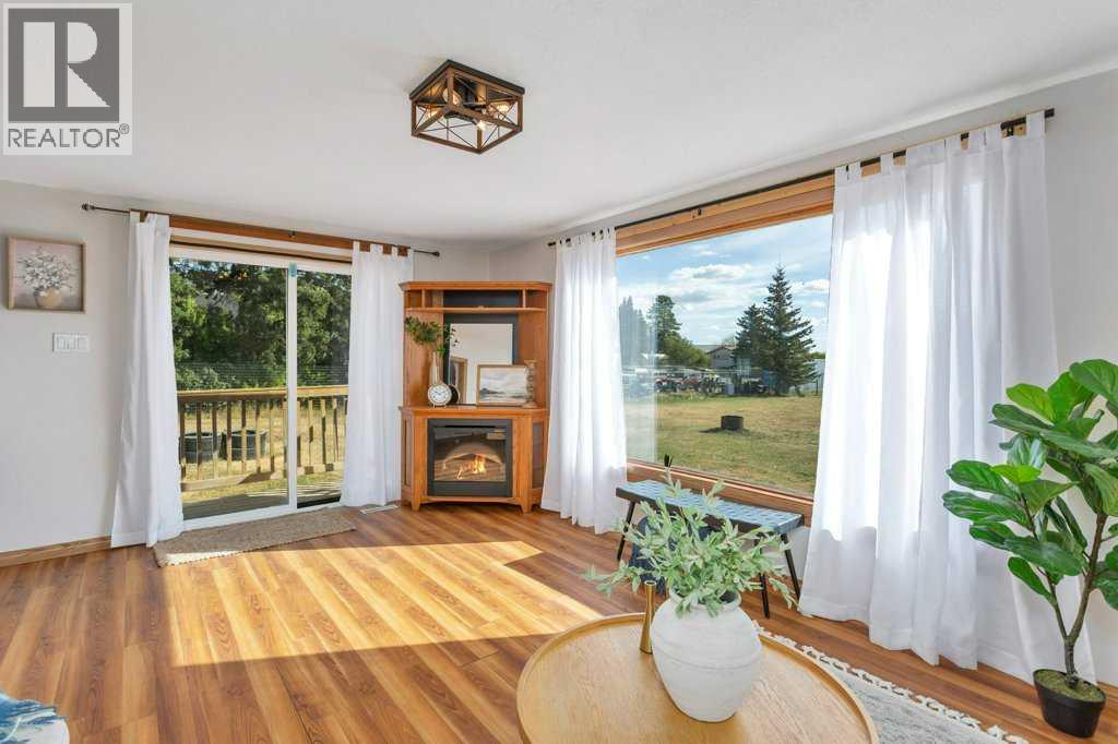 5025 49 Avenue, Rimbey, Alberta  T0C 2J0 - Photo 9 - A2265534