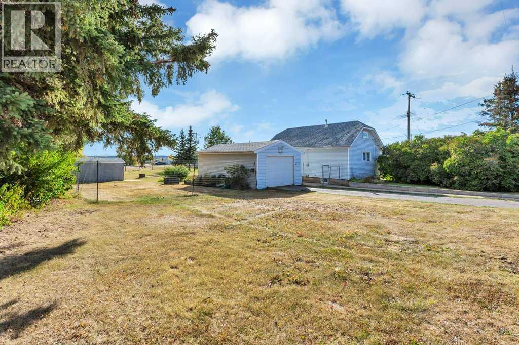 5025 49 Avenue, Rimbey, Alberta  T0C 2J0 - Photo 3 - A2265534