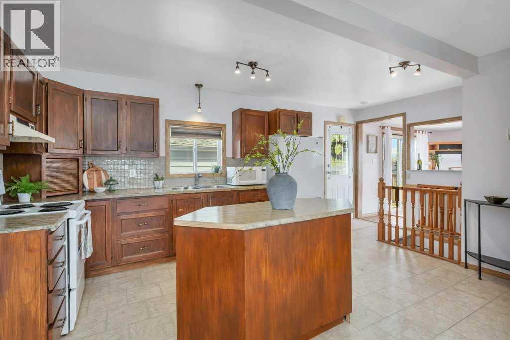 5025 49 Avenue, Rimbey, Alberta  T0C 2J0 - Photo 16 - A2265534