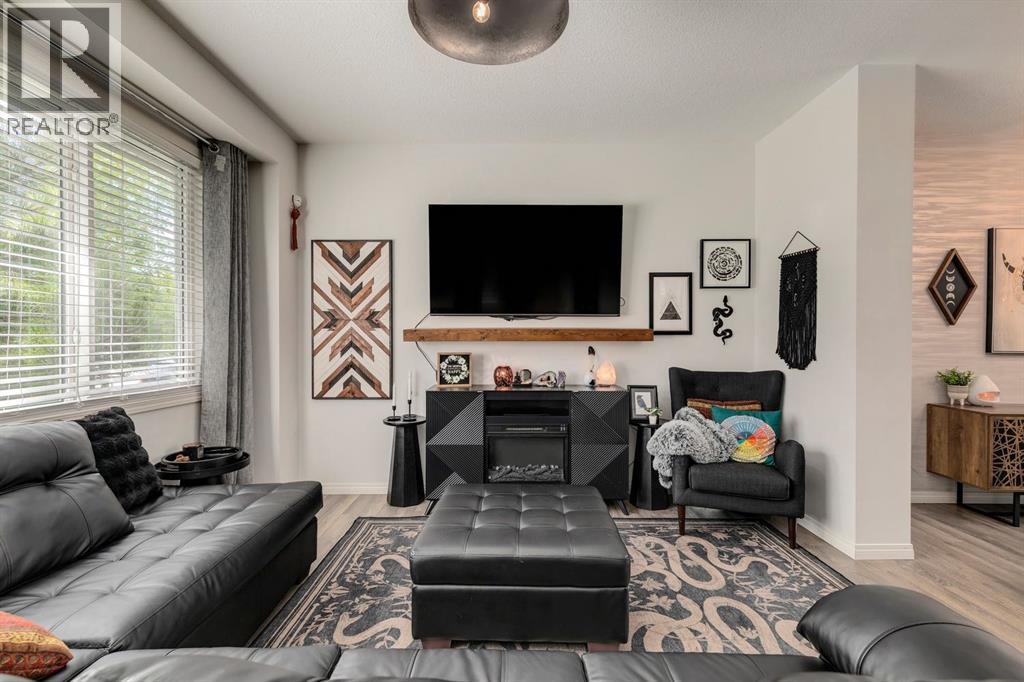 53 Seton Manor Se, Calgary, Alberta  T2C 2C9 - Photo 5 - A2266696