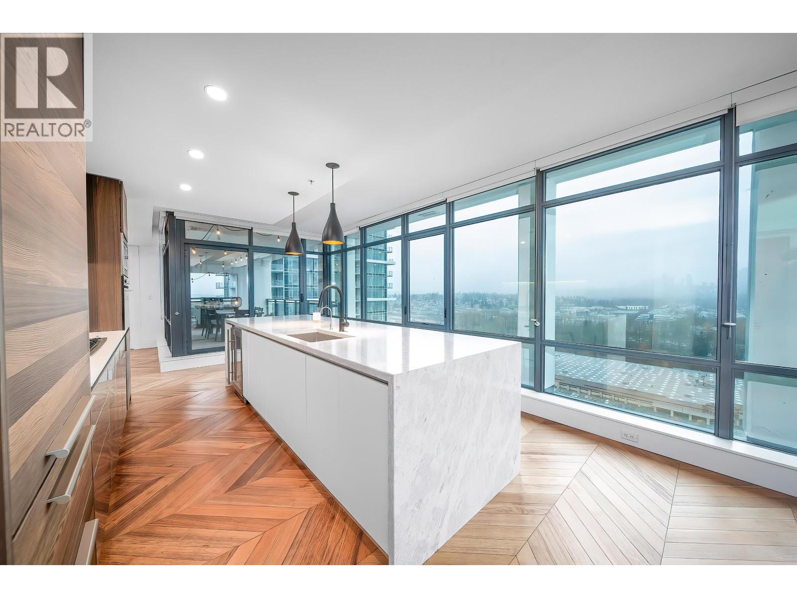 2802 2378 Alpha Avenue, Burnaby, British Columbia  V5C 0K2 - Photo 3 - R3068362