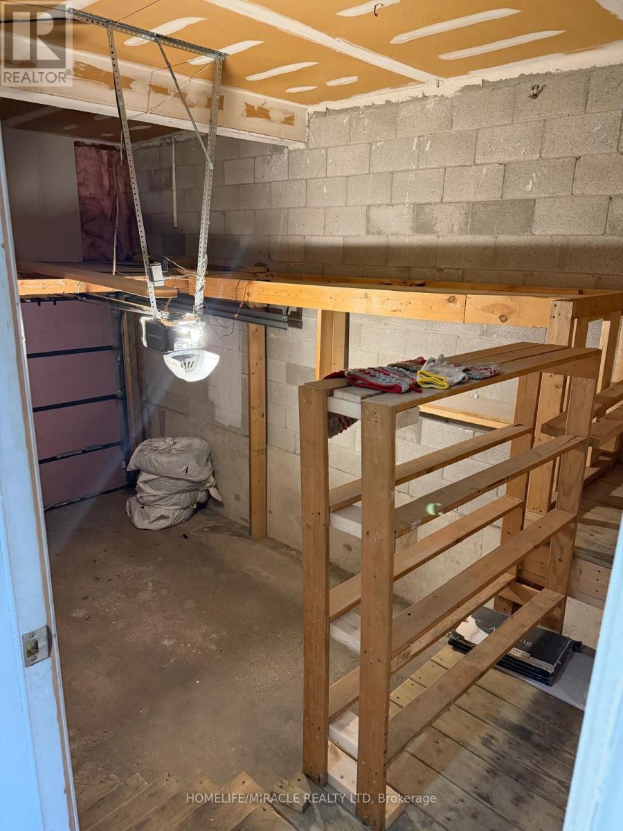 96 Carleton Place, Brampton, Ontario  L6T 3Z4 - Photo 27 - W12576896