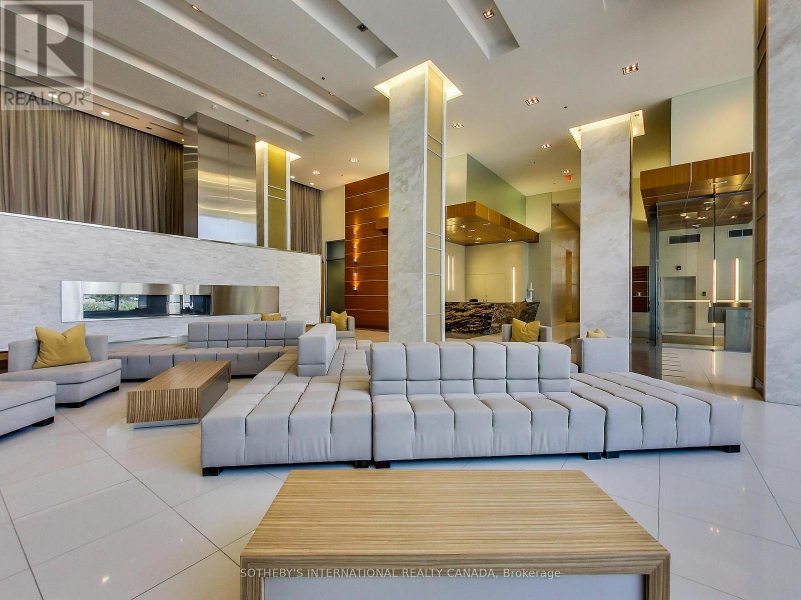 407 - 16 Brookers Lane, Toronto, Ontario  M8V 0A5 - Photo 4 - W12576912