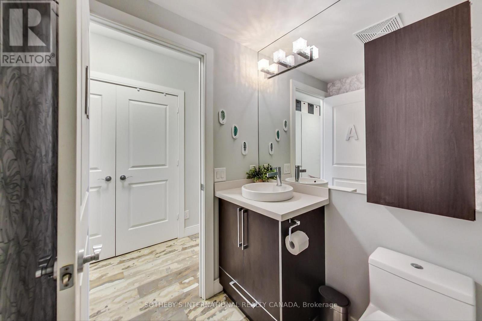 407 - 16 Brookers Lane, Toronto, Ontario  M8V 0A5 - Photo 17 - W12576928