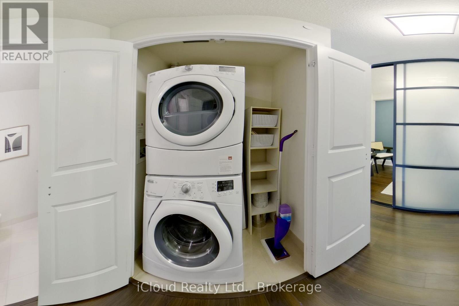 714 - 1 Old Mill Drive, Toronto, Ontario  M6S 0A1 - Photo 27 - W12576932