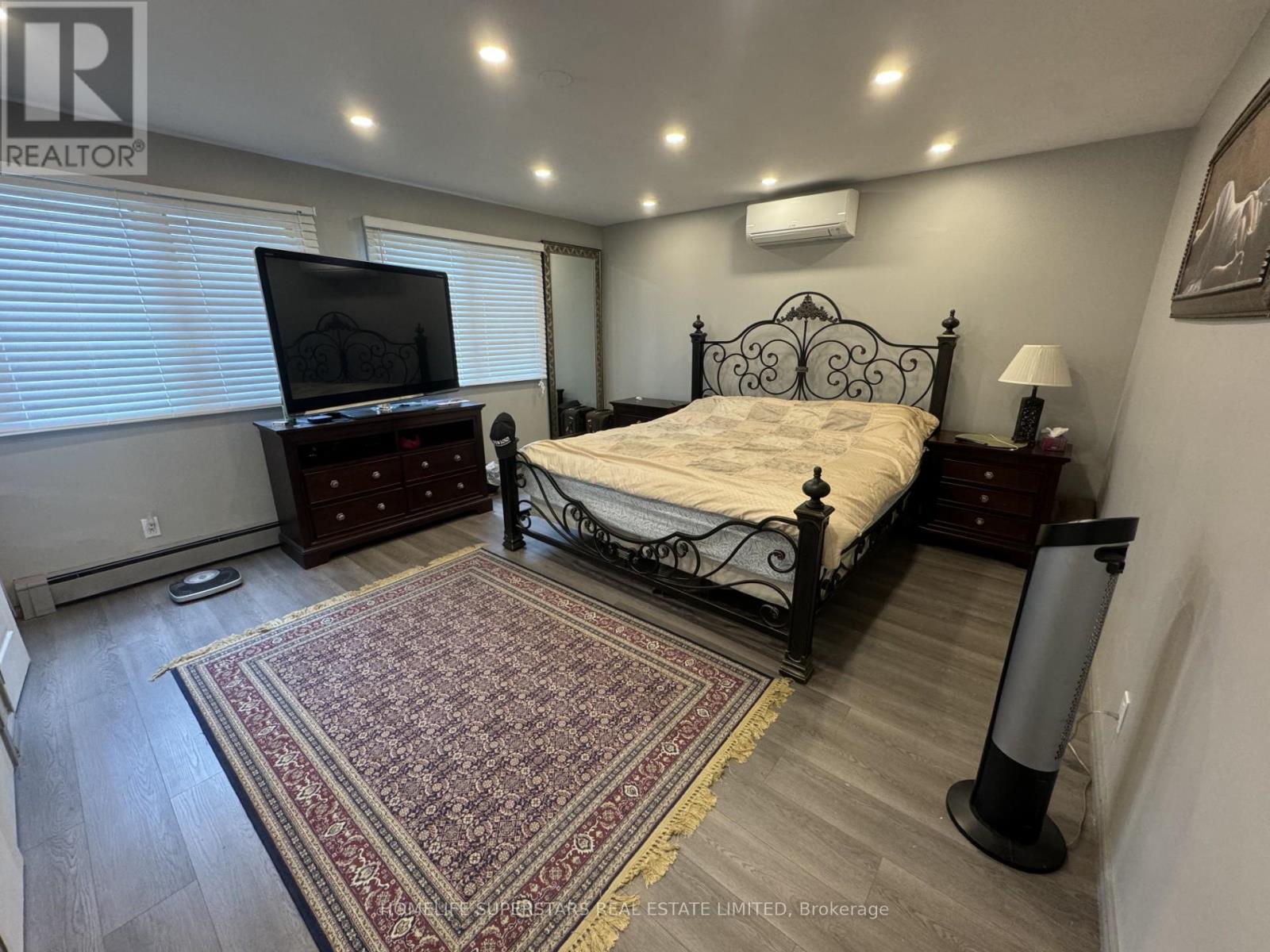 8176 Sarah Street, Niagara Falls, Ontario L2G 6T5 - Photo 9 - X12576962