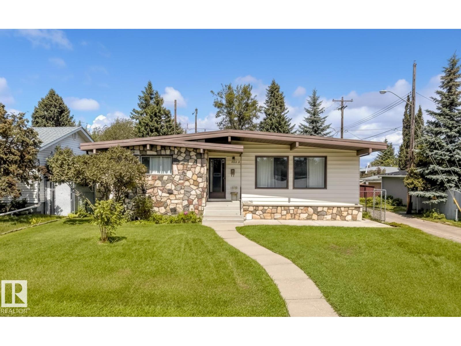 11608 48 Av Nw Nw, Edmonton, Alberta  T6H 0E6 - Photo 1 - E4466166