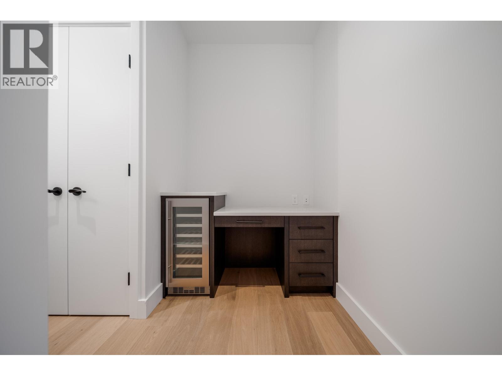 1138 E 26th Avenue, Vancouver, British Columbia  V5V 2J7 - Photo 16 - R3070129