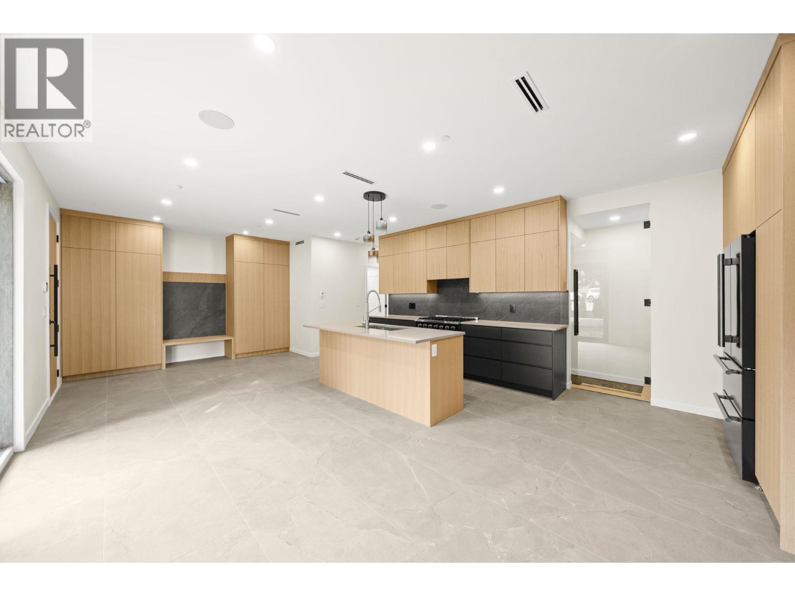 1 2091 E 20th Avenue, Vancouver, British Columbia  V5N 2L1 - Photo 11 - R3070130