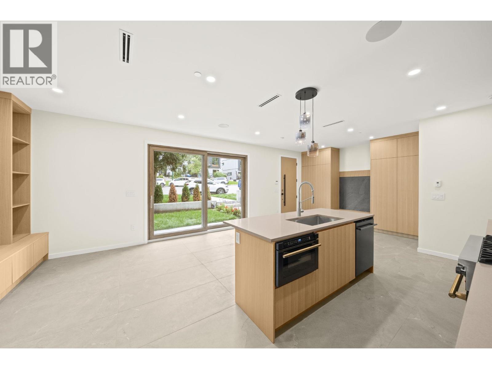 1 2091 E 20th Avenue, Vancouver, British Columbia  V5N 2L1 - Photo 13 - R3070130