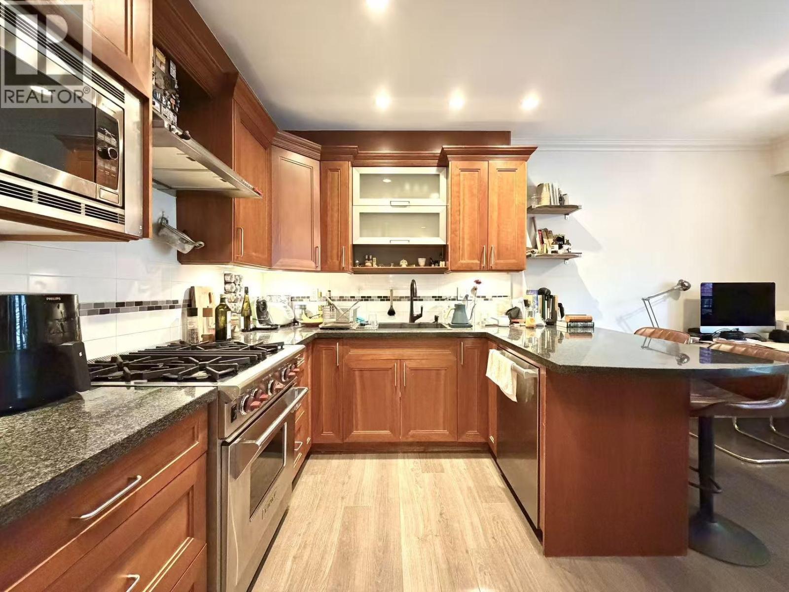 2 1137 Barclay Street, Vancouver, British Columbia  V6E 1G8 - Photo 6 - R3070126