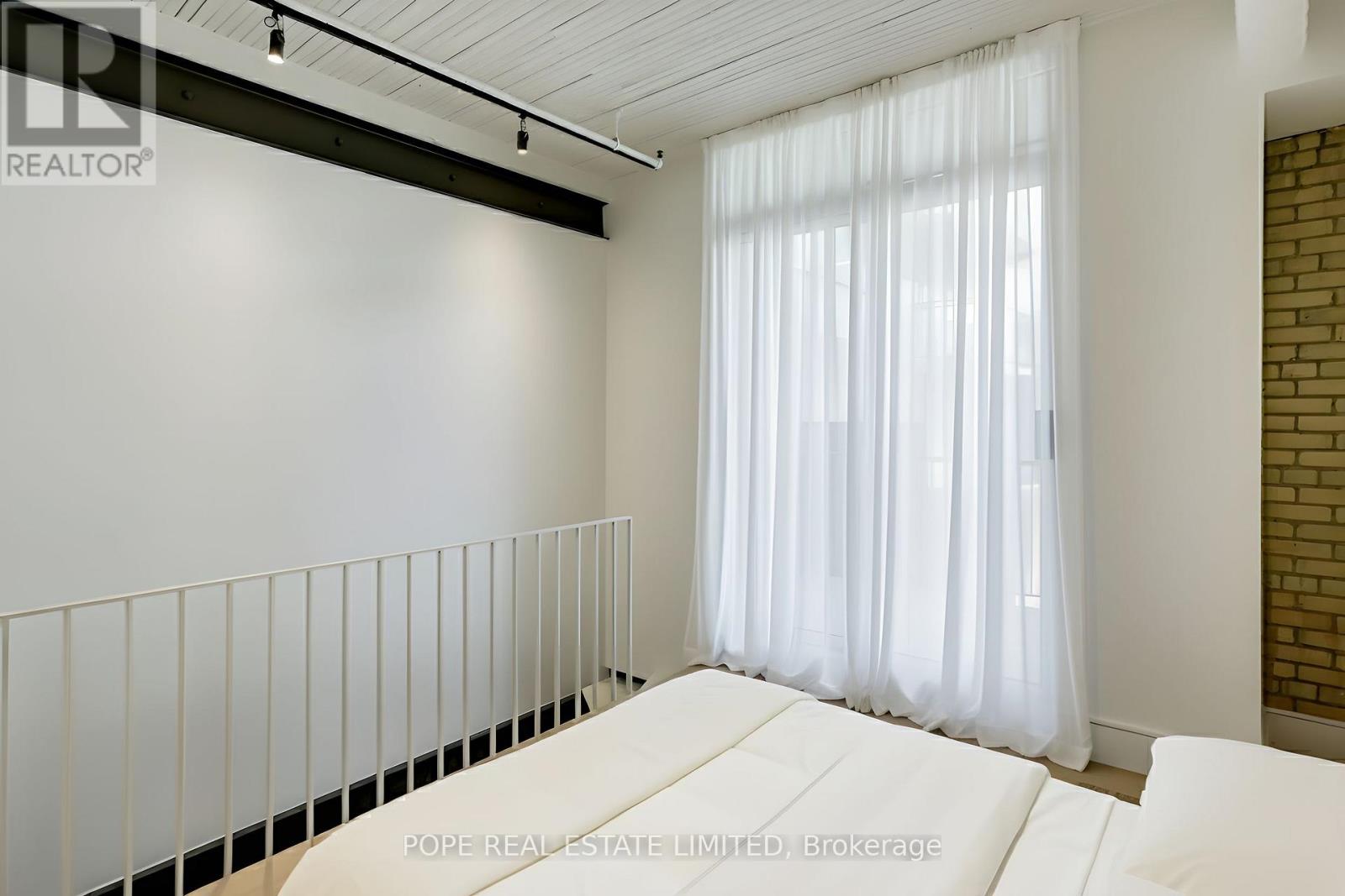 211 - 781 King Street W, Toronto, Ontario  M5V 3L5 - Photo 11 - C12577000