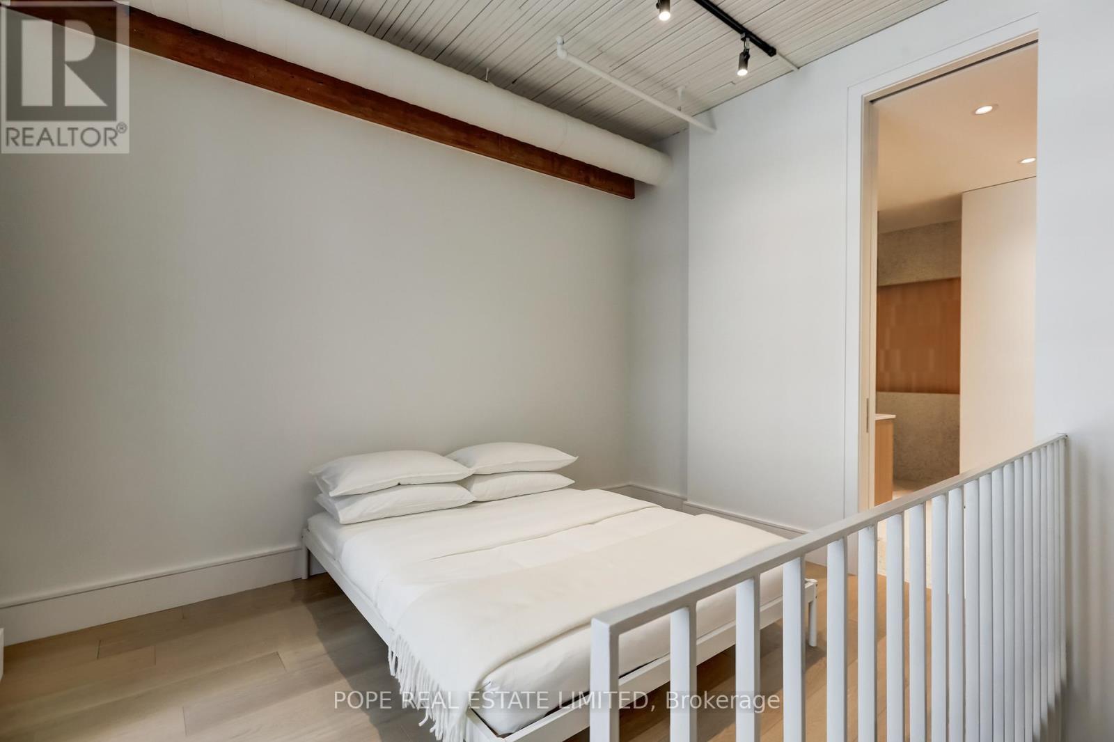 211 - 781 King Street W, Toronto, Ontario  M5V 3L5 - Photo 12 - C12577000