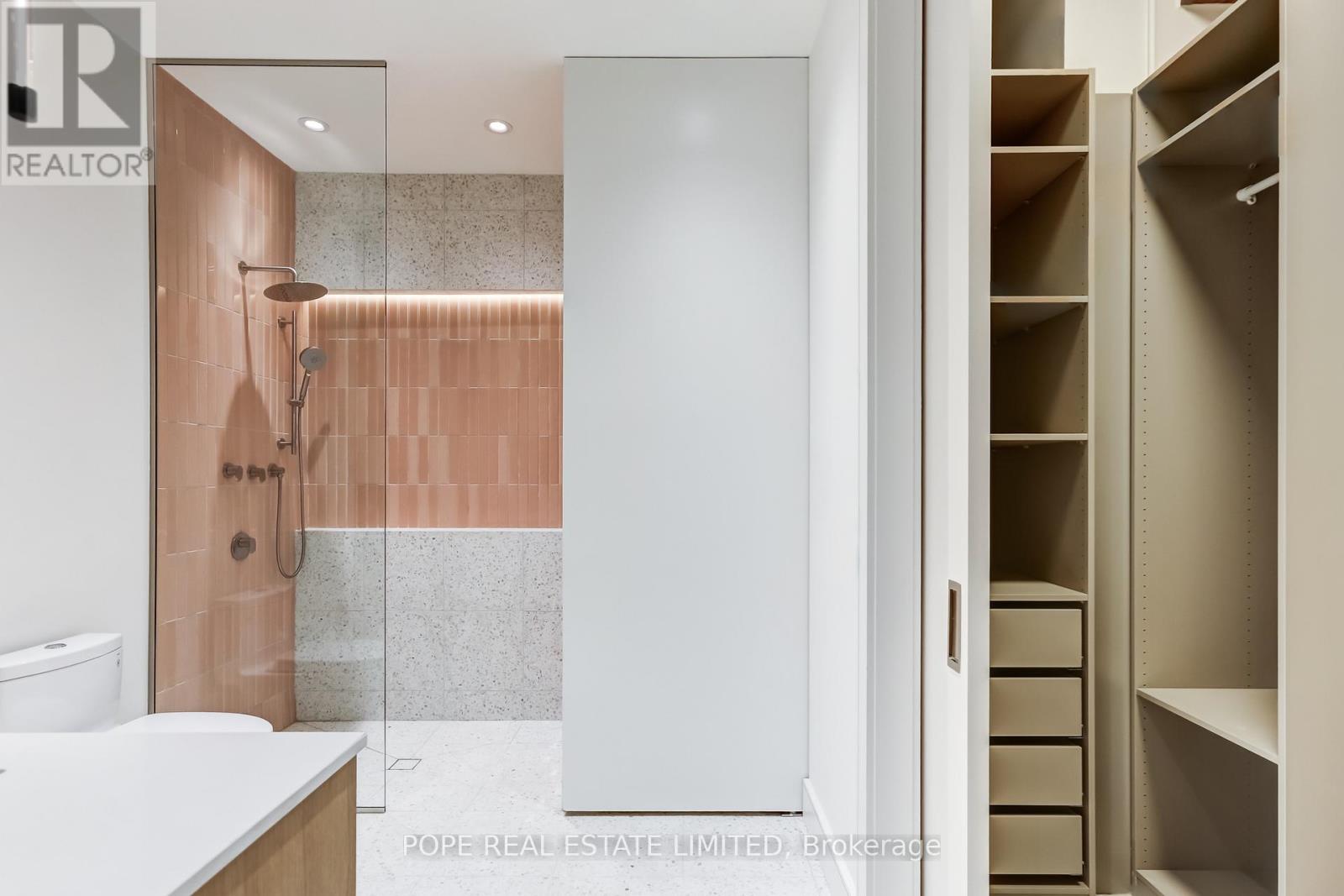 211 - 781 King Street W, Toronto, Ontario  M5V 3L5 - Photo 14 - C12577000