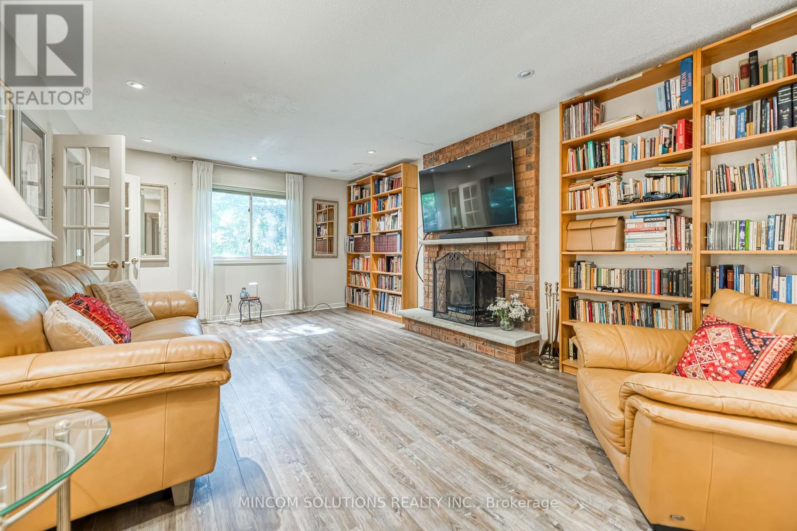 267 Aurora Heights Drive, Aurora, Ontario  L4G 5C3 - Photo 5 - N12501802