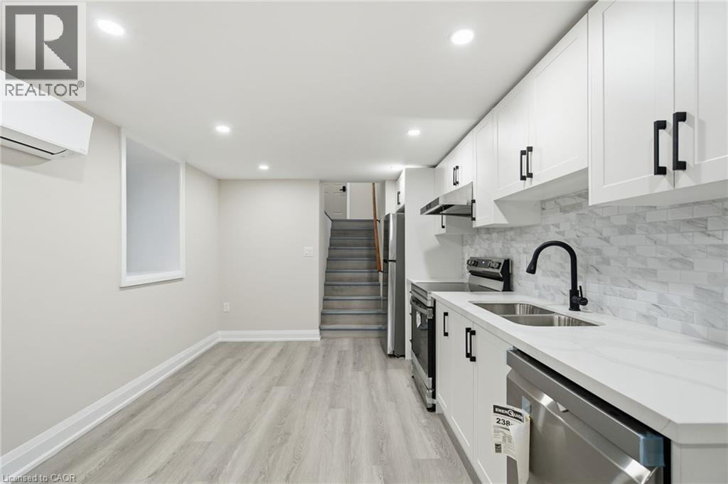 489 Cannon Street E Unit# 1, Hamilton, Ontario  L8L 2E5 - Photo 5 - 40782204