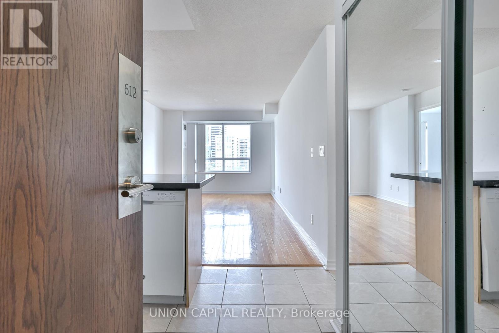 612 - 23 Oneida Crescent, Richmond Hill, Ontario  L4B 0A2 - Photo 22 - N12577010