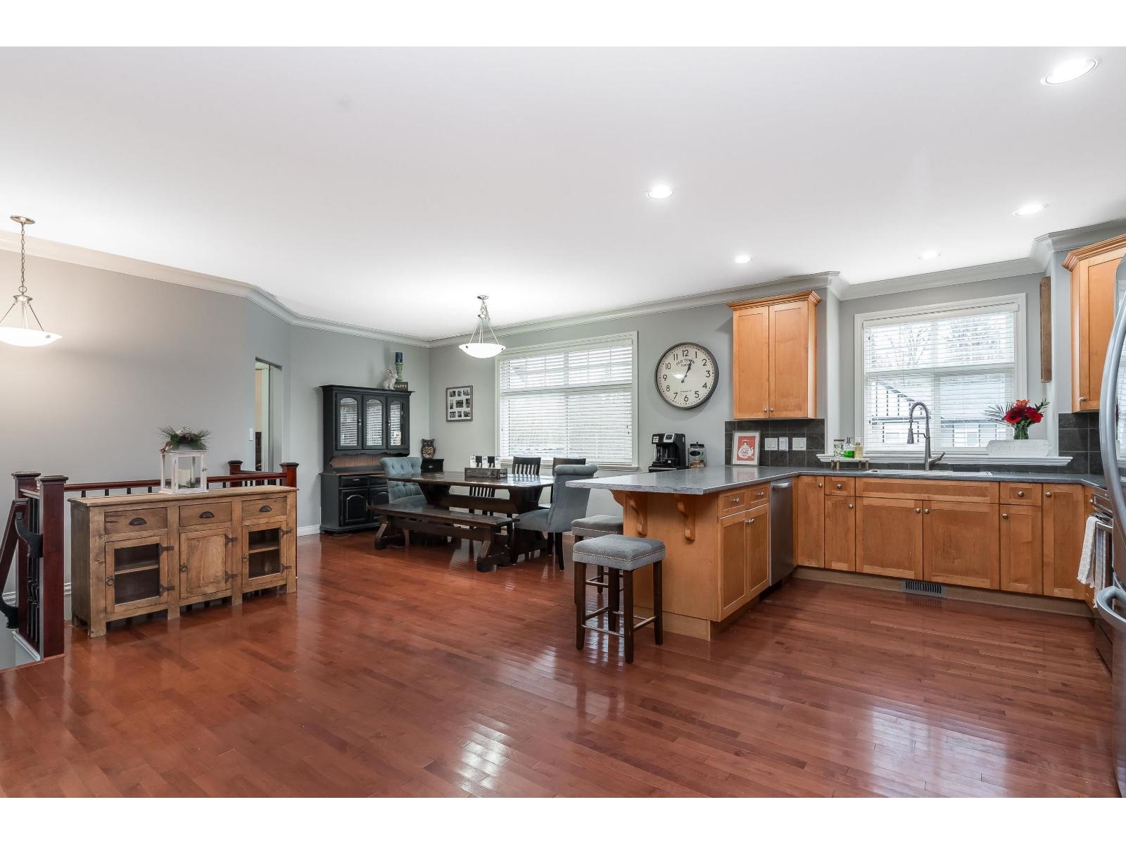 36210 Buckingham Drive, Abbotsford, British Columbia  V3G 3C8 - Photo 4 - R3070054