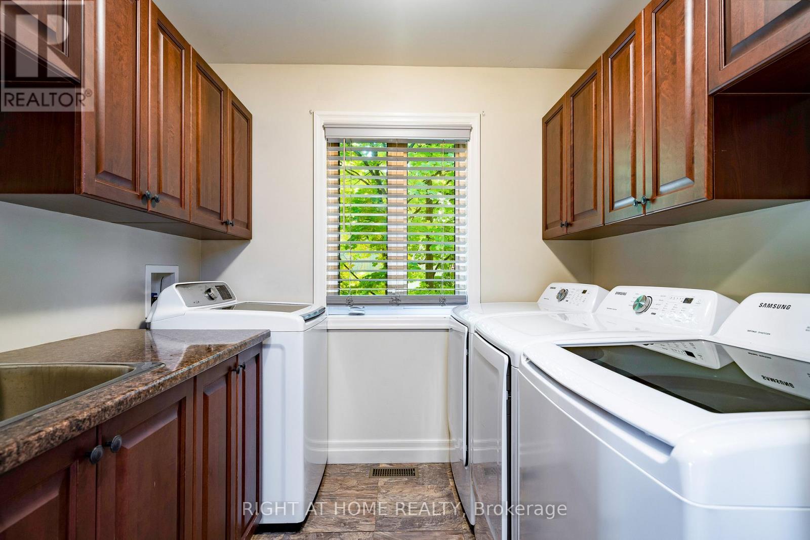 137 Desroches Trail, Tiny, Ontario  L9M 0H9 - Photo 37 - S12576992