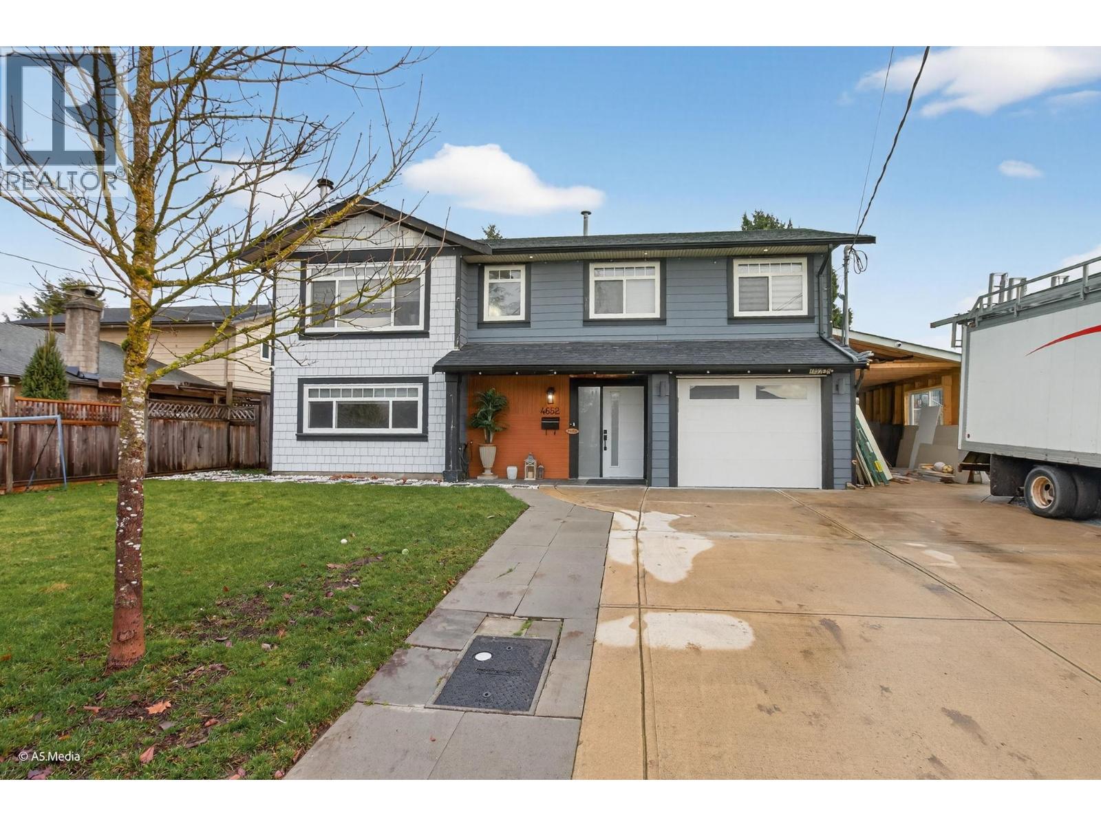 4652 46a Street, Delta, British Columbia  V4K 4B4 - Photo 1 - R3069945