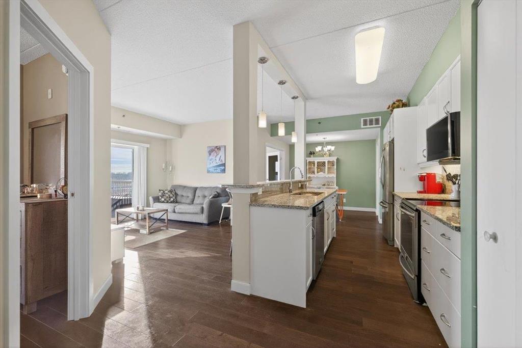 305 110 Creek Bend Road, Winnipeg, Manitoba  R2N 0H3 - Photo 1 - 202529012