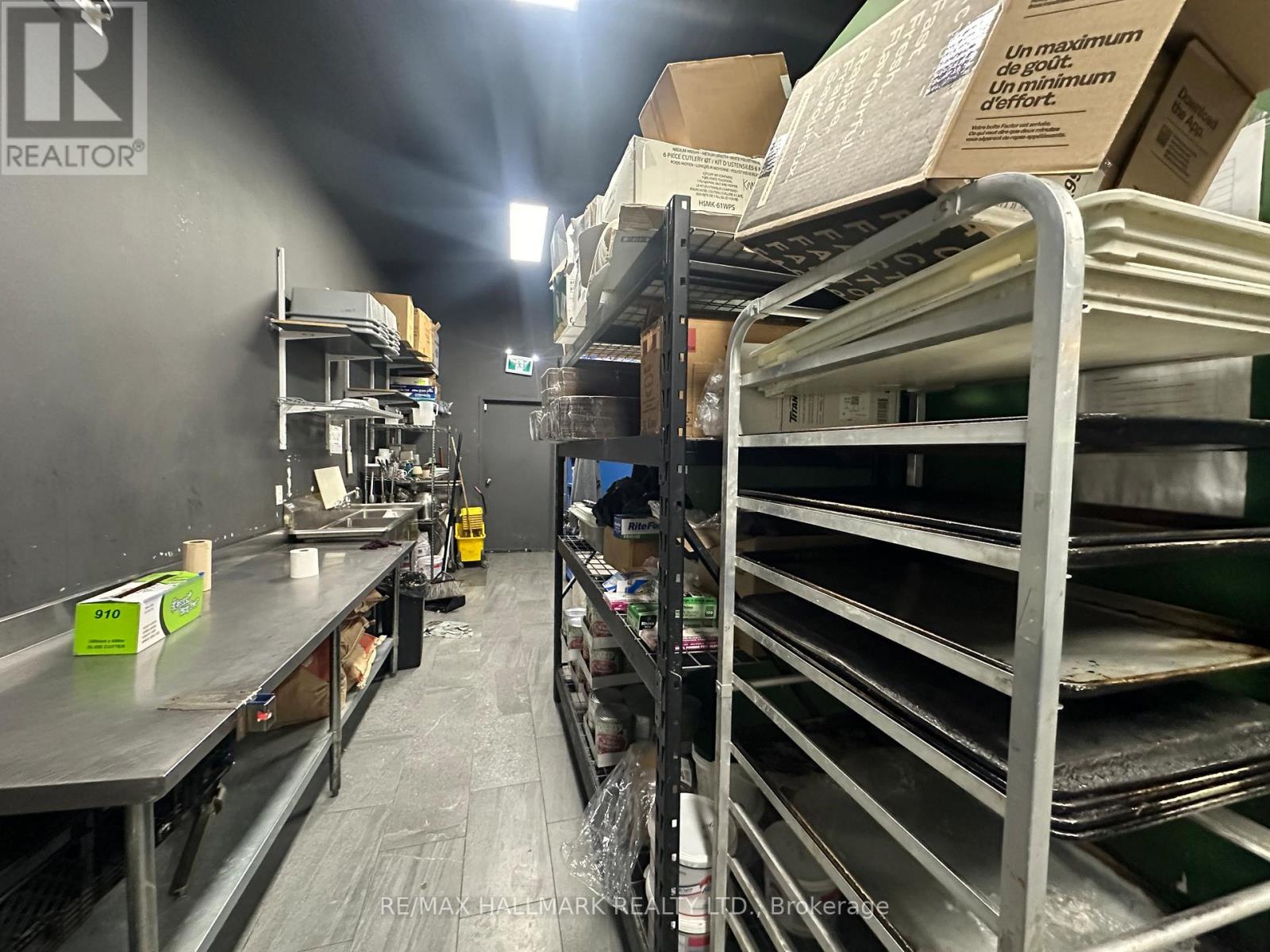 Unit 1 - 1165 Derry Road E, Mississauga, Ontario L5T 1B6 - Photo 13 - W12576998