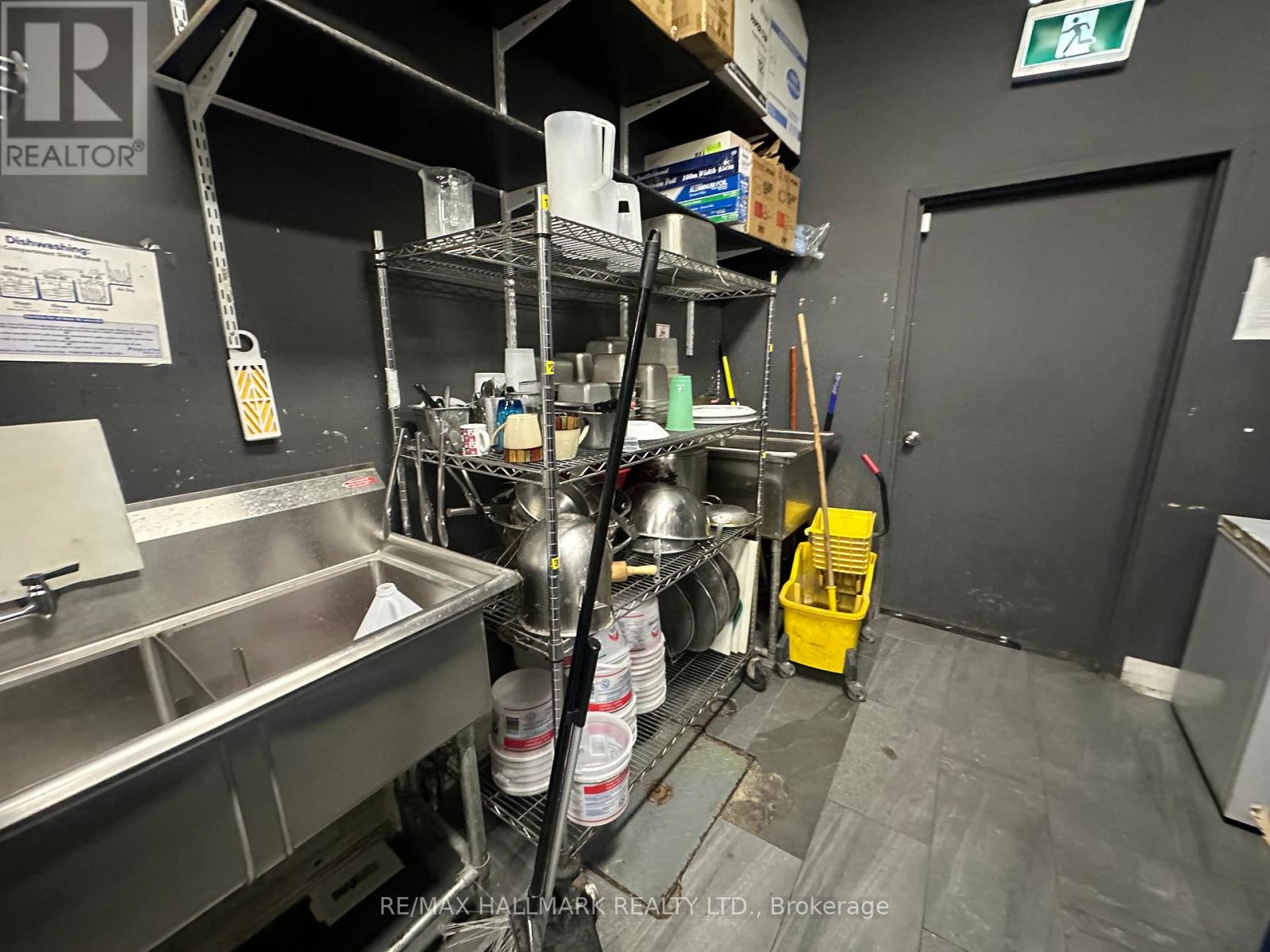 Unit 1 - 1165 Derry Road E, Mississauga, Ontario L5T 1B6 - Photo 15 - W12576998